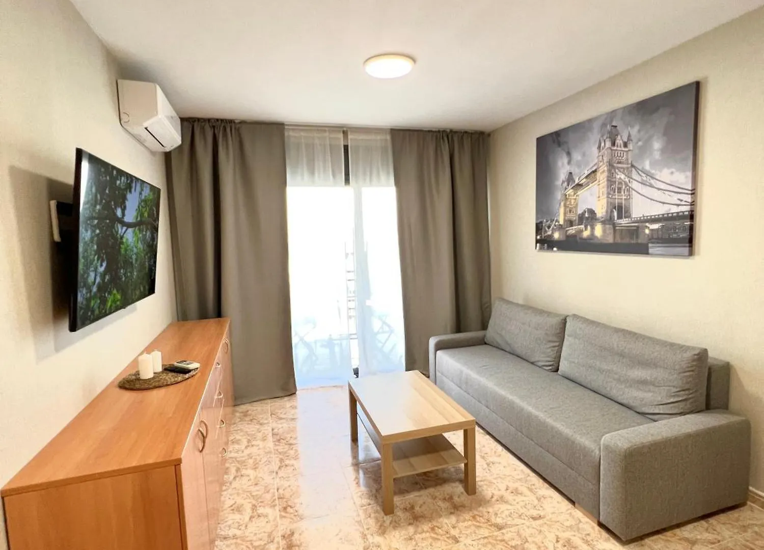 The Heart Of Lloret Apartments In The Center Of Town location